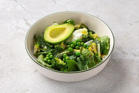 Большой зеленый салат