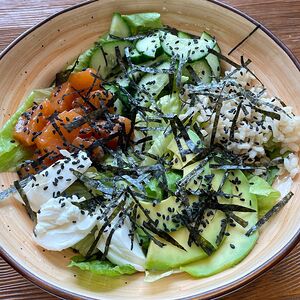 Поке с лососем 