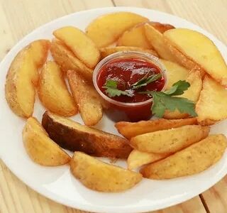 Картофельные дольки в специях