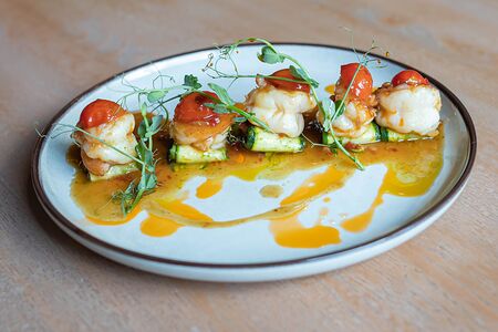 Креветки с цукини