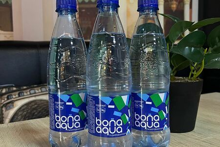 Бонаква газированная
