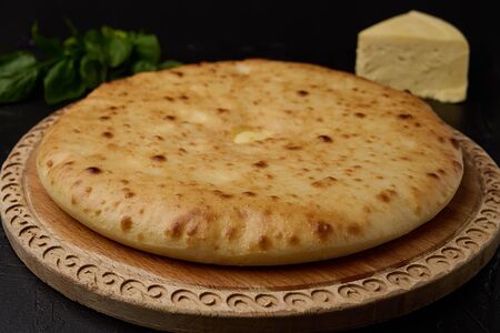 Осетинский пирог с курицей и капустой