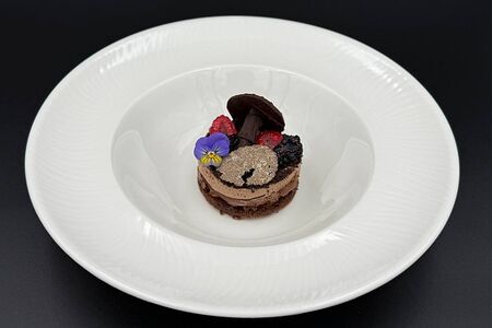 Токио с летним трюфелем