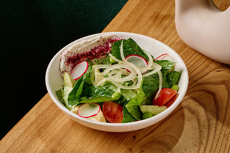 Зеленый салат маленький