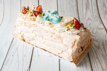 Рулет меренговый Вишня С 1 сентября!