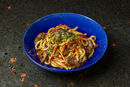 Удон с говядиной