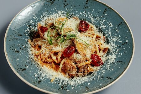 Спагетти с вонголе и прованским соусом