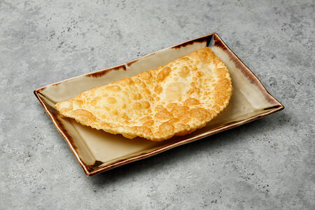 Чебурек с телятиной и свининой