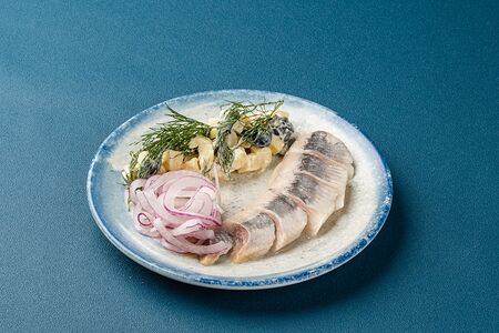 Сельдь с картофелем