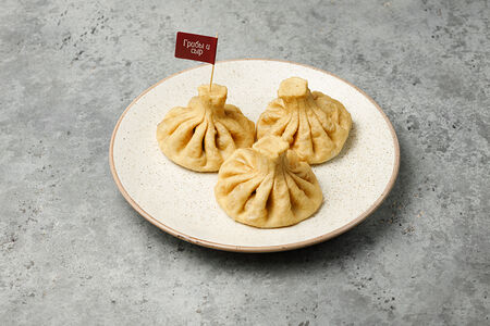 Хинкали с грибами и сыром жареные