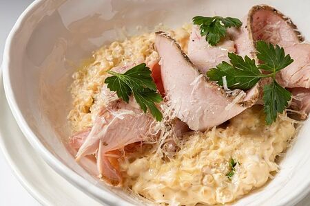 Паста птитим с пастрами из индейки