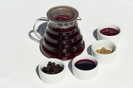 Чёрная смородина с травами