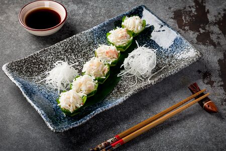 Сашими спайси с камчатским крабом