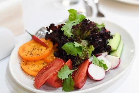 Ассорти свежих овощей