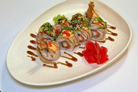 Ролл с омлетом