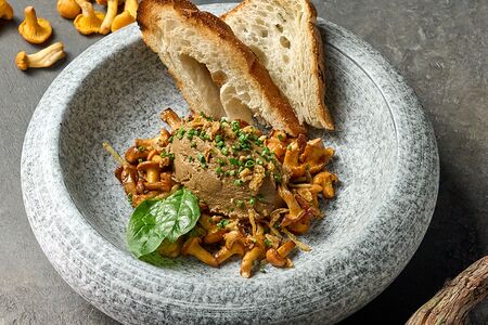 Паштет из оленины с лисичками