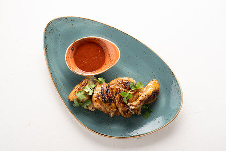 Цыпленок запеченный с аджикой