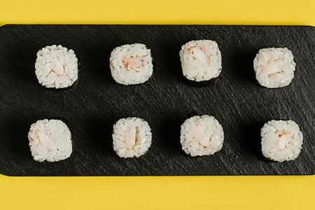 Маки с креветкой