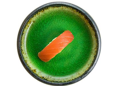 Суши с тунцом