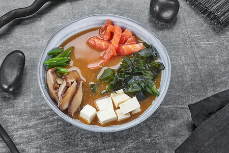 Суп Мисо сливочный с лососем