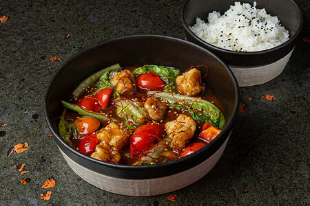 Креветки в соусе Пад Тай с рисом