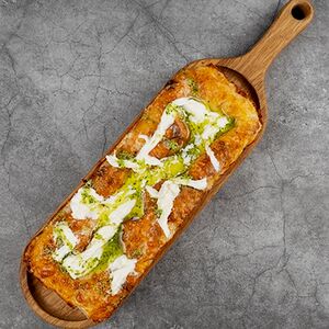 Пицца страчателла-песто