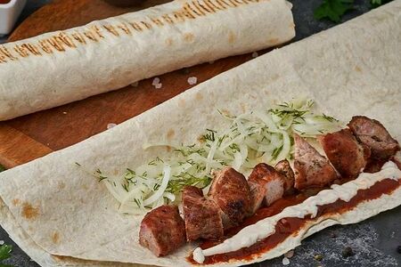 Шашлык свинина шея в лаваше