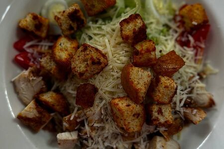 Цезарь с курицей