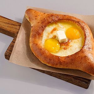 Хачапури по-аджарски