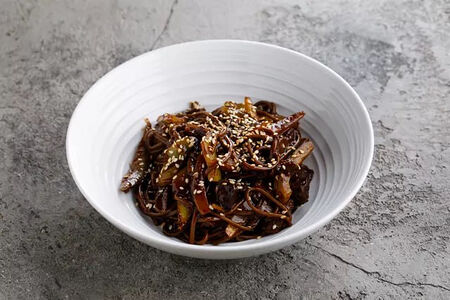 Лапша гречневая с говядиной