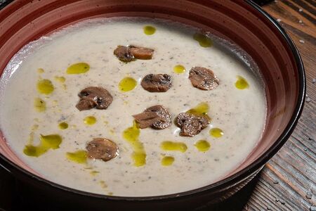 Суп-крем грибной