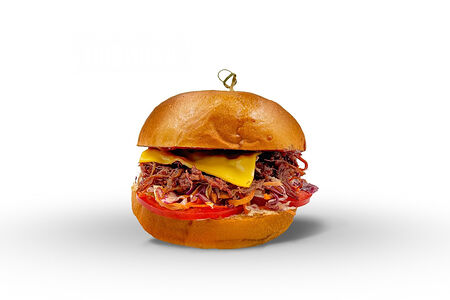 С рваной копченой говядиной