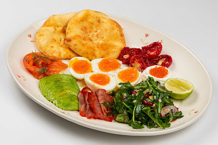 Греческий завтрак, тунец, лосось