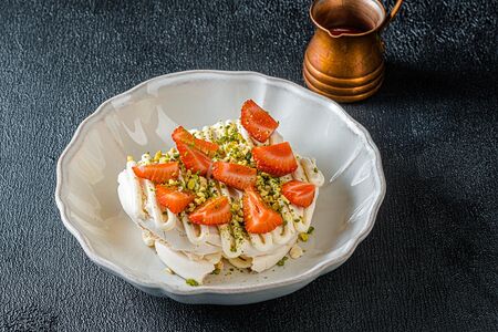 Павлова с манго