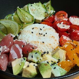 Поке с тунцом