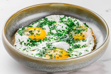 Яичница из трех яиц