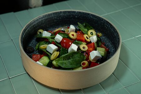 Салат греческий