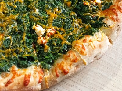 Пицца Крокус шпинатная