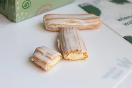 Эклер Ванильный  