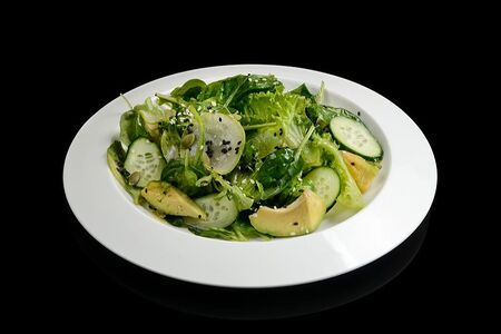 Зеленый салат