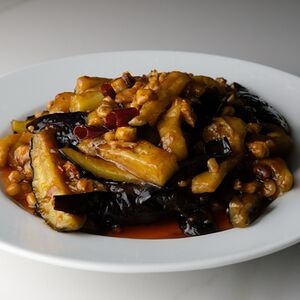 Жареные баклажаны с перцем
