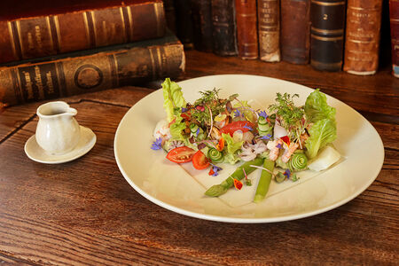 Салат с морепродуктами