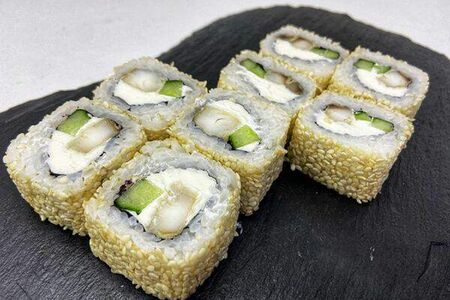 Ролл с окунем