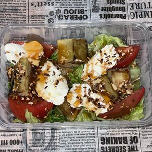 Салат с хрустящими баклажанами