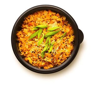 Чесночный рис с лососем