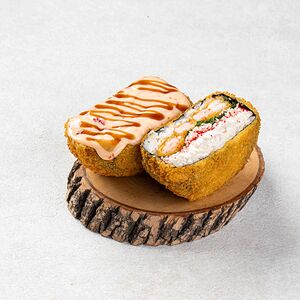 Суши-бургер с креветками