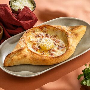 Хачапури Карбонара