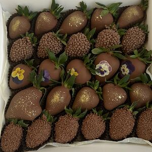 Клубника в шоколаде 