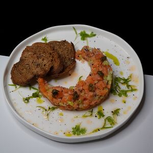 Тартар из лосося