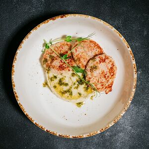 Котлеты из краба с картофельным пюре